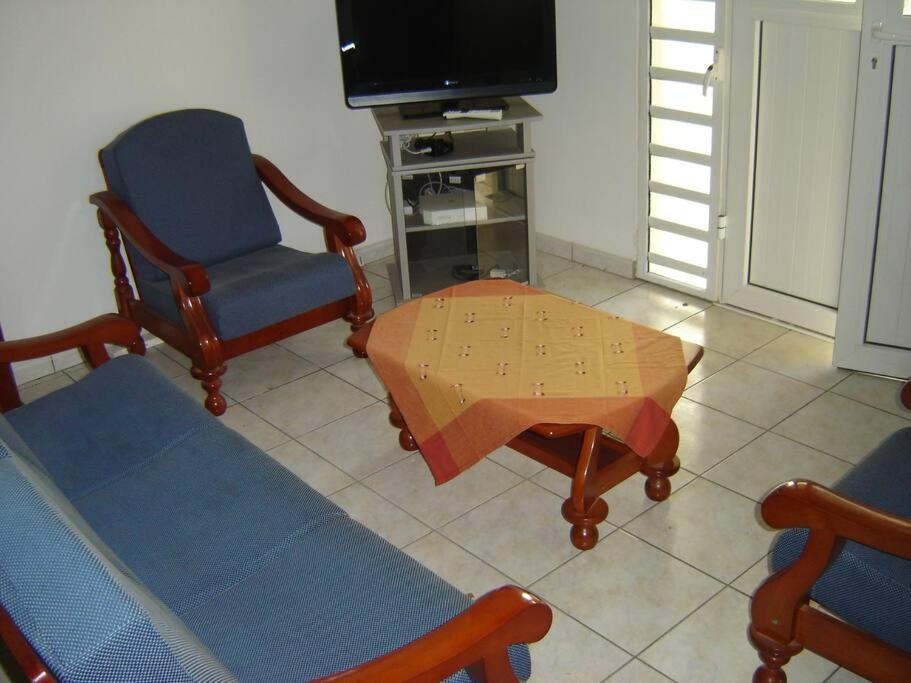 Le Morne-Vert Charmant Appartement Verdoyant المظهر الخارجي الصورة